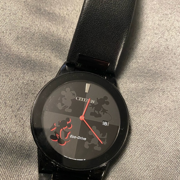 Watch - Picture 2 of 2